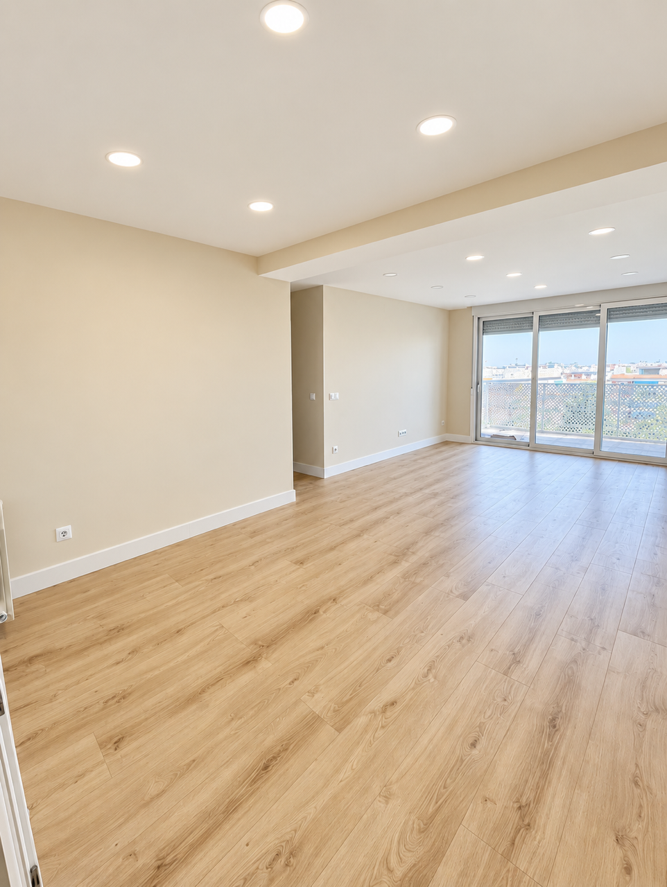 Salón reformado y terminado en Madrid